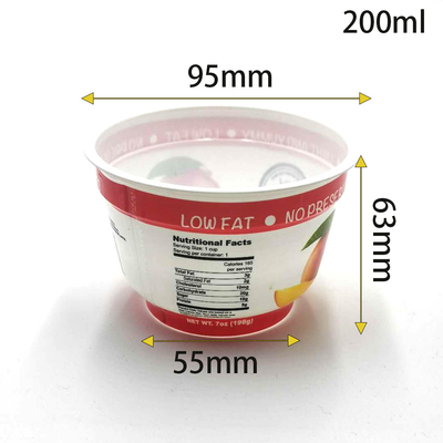 Tasse en plastique adaptée aux besoins du client jetable de boisson au lait de yaourt de catégorie comestible avec le couvercle de papier d'aluminium